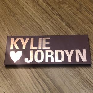 AUTHENTIC! KYLIE COSMETICS X JORDAN PALETTE